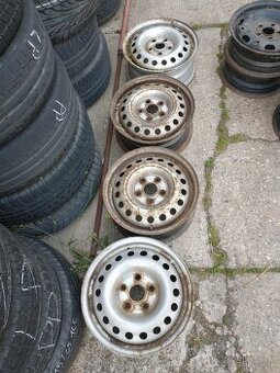 Predam 4ks disky vw t4 transporrer caravelle multivan