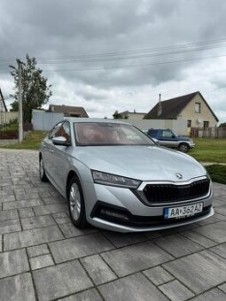 Škoda Octavia 4 Ambition 1,5 TSI 110 kw 6-stup. mech.