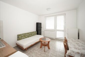 Exkluzívna Dvojgarsónka v Srdci Dunajskej Stredy – Hlavná ul