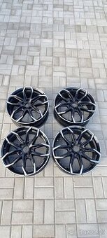 RIAL Lucca 7,5x17 5x112 ET45 black