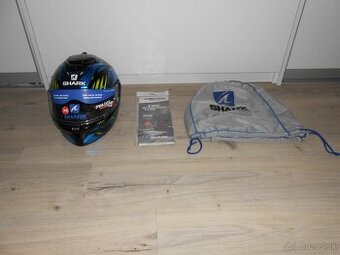 Predam nadhernu novu moto prilbu znacky SHARK SPARTAN GT REP