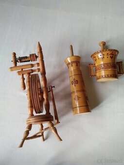drevený kolovrátok, maselník, možiar