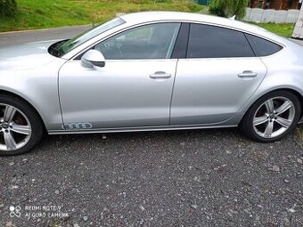 Dvere Audi A7 4G, farba: LA7W
