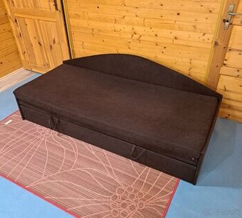 Rozkladacia váľanda, valenda, posteľ