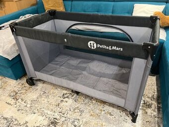 Prenosná skladacia postielka Petite & Mars 120x60