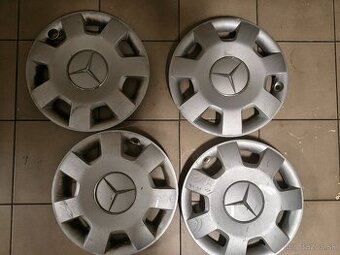 Puklice R16 Mercedes