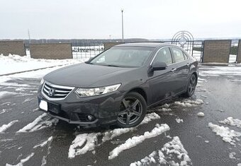 Honda Accord Limousine 2.0i benzín