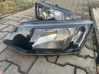 Svetlá Škoda Fábia 3