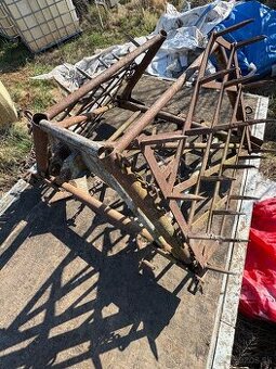 Brány male sklápacie