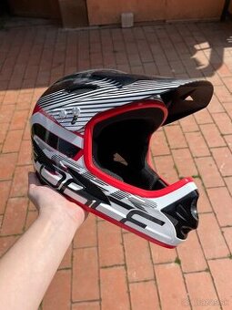 Downhill prilba