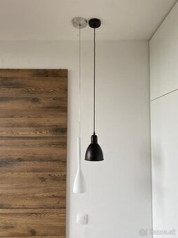 Visiace lampy - 1