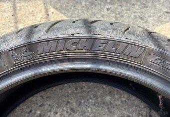 Pneu Michelin pilot road