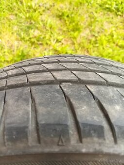 Letné pneumatiky Firestone R17 215/40