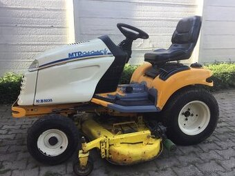 MTD CUB CADET HDS 3235