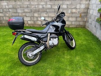 Aprilia Pegaso 650