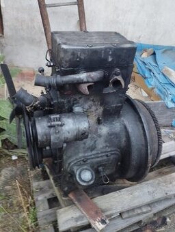 Motor Zetor 25