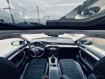 VW Passat Hightline model 2018 Panotama Bez AD blue
