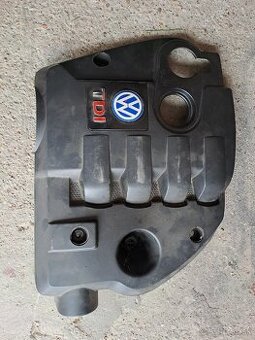 Kryt motora VW passat b5.5 .