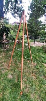 Maliarsky/vystavny stojan