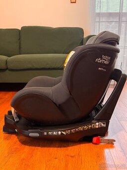 Detská autosedačka Britax Romer Dualfix M