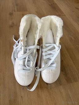 Predam damske korcule Luxury na lad vel.37