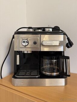 Na predaj pákový kávovar De’Longhi