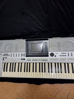 YAMAHA Psr 900