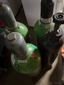 Predám plniacu fľašu biogon potravinársky plyn na výčap sódy