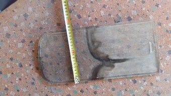 Sklená škridla bobrovka