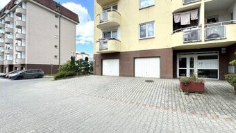 Nadštandardný veľký tehlový 4 izbový byt s GARÁŽOU, Dubnica 