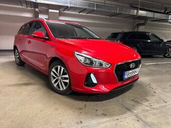 Hyundai i30 1,4 73kW benzín 87000km 2018 Led combi
