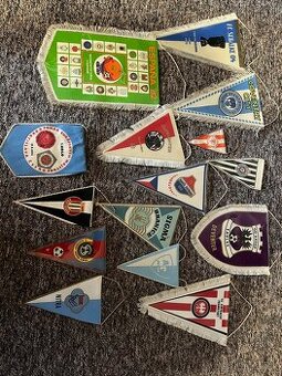 Predam stare futbalove vlajočky