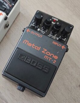 BOSS MT-2 | Metal Zone