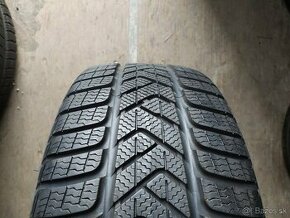 Zimné pneu Pirelli Sottozero 235/35 R19