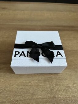 Originálny zlatý prsteň Pandora