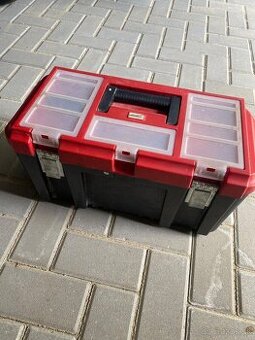 Box na naradie
