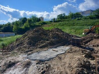 Darujem hlinu - Košice Furča