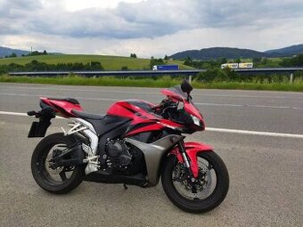 Honda CBR 600rr Pc40
