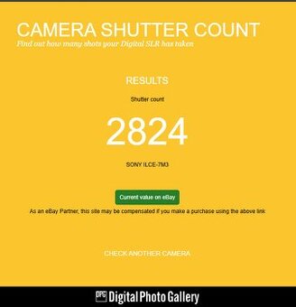 Full-Frame Fotoaparát Sony A7 III s Objektívom a Kartou