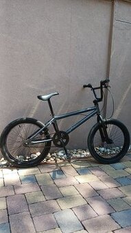 Bmx Btwin 100 wipe