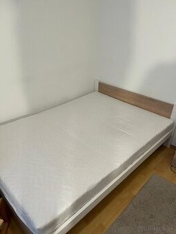 Predam postel 14x200 s matracom a roštom