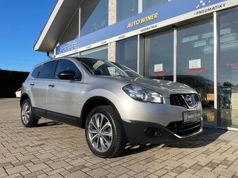 Nissan_QASHQAI_7-Miestne