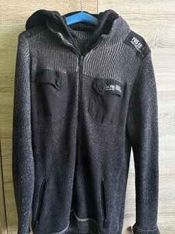 Štrikovaný sveter na zips