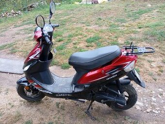 Predám scooter