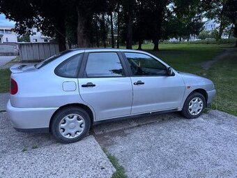 Seat cordoba 1.4. Benzín - 1
