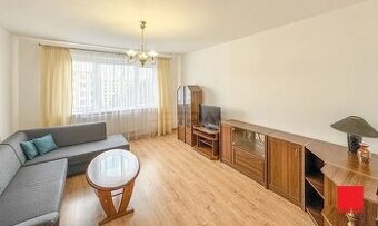 Priestranný 3izbový byt s balkónom