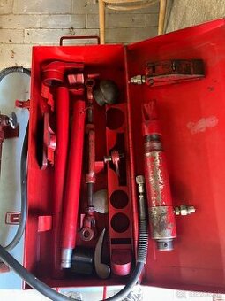 Hydraulika na rovnanie karosérii