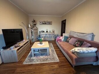 Veľkometrážny kompletne zrekonštruovaný 2-izbový byt s balkó