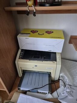 HP laserjet 1022