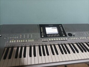 Yamaha PSR s910